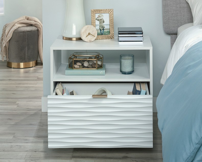 Sauder Morgan Main 1-Drawer Nightstand - White