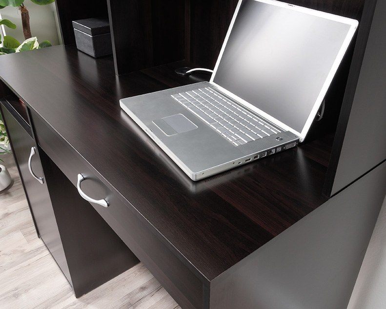 Sauder Beginnings Desk With Hutch - Cinnamon Cherry