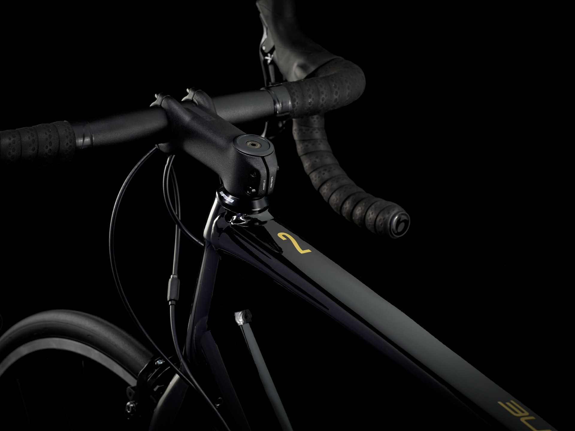 Trek Domane AL 2 Rim Road Bike - 60 cm - Black / Brushed Chrome