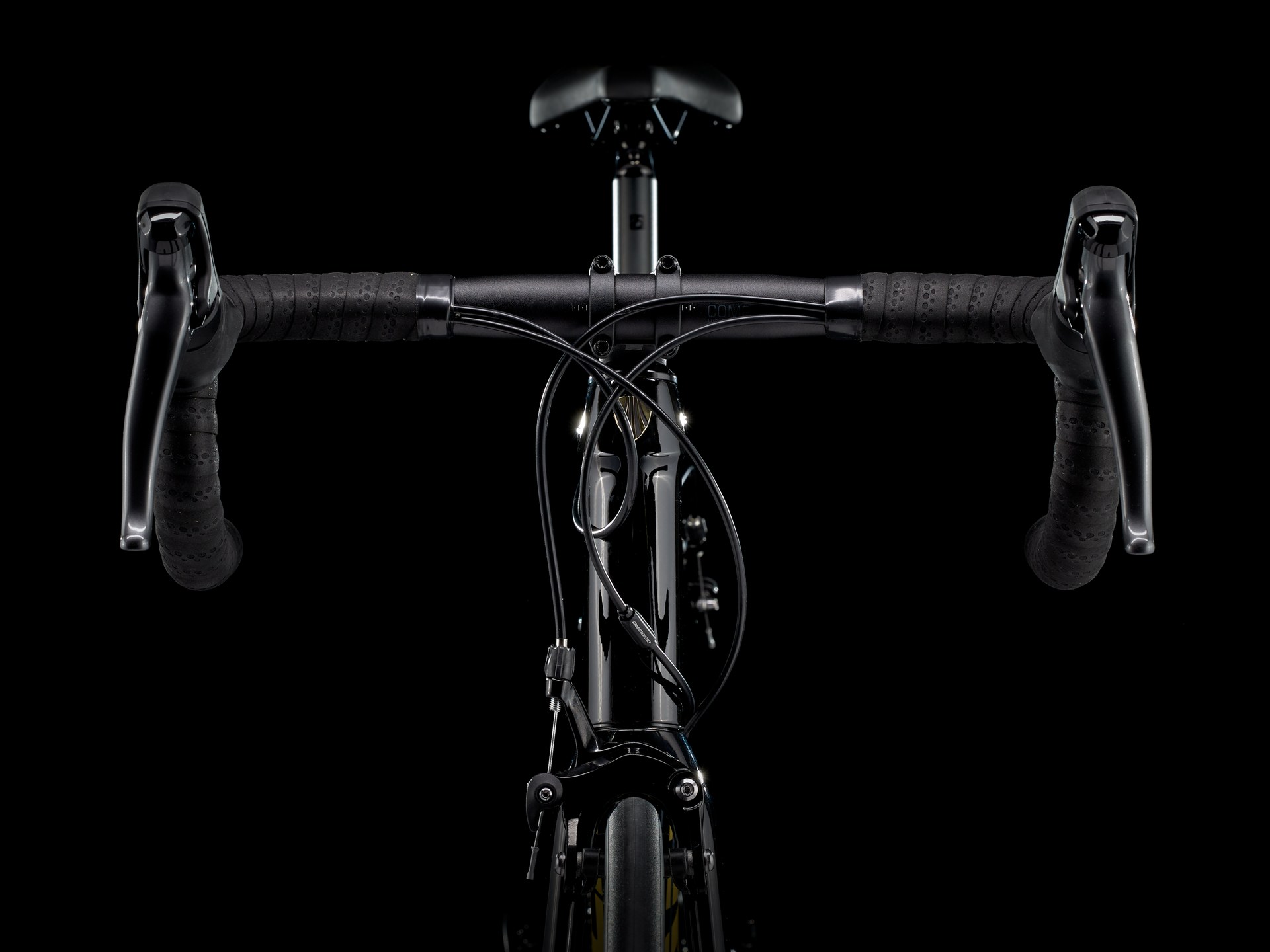 Trek Domane AL 2 Rim Road Bike - 60 cm - Black / Brushed Chrome