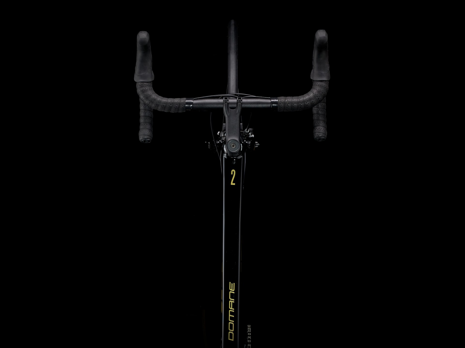 Trek Domane AL 2 Rim Road Bike - 60 cm - Black / Brushed Chrome
