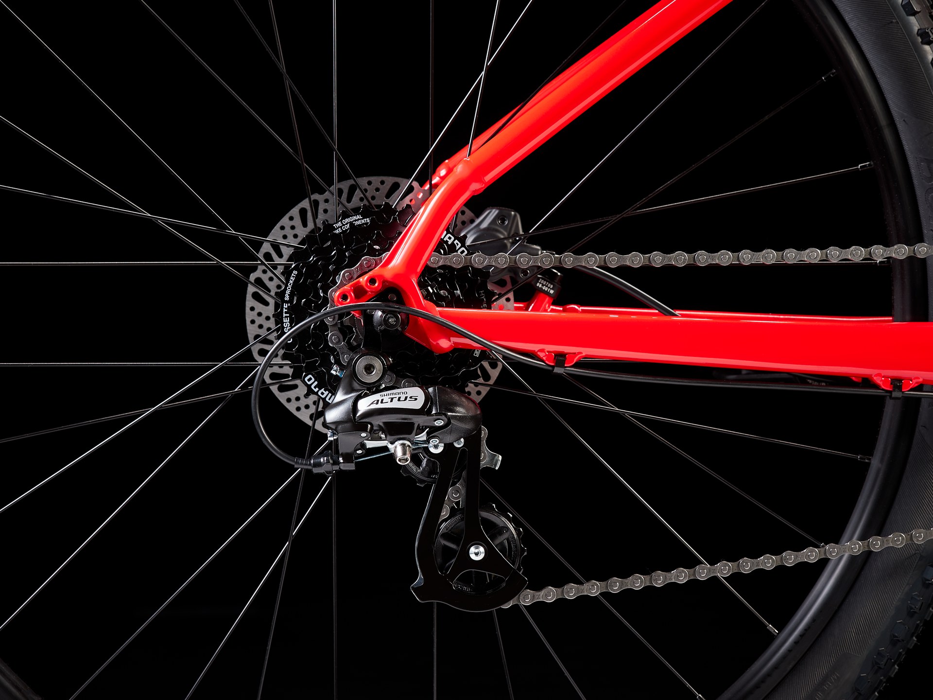 Trek Marlin 5 Gen 2 Mountain Bike - ML - Red