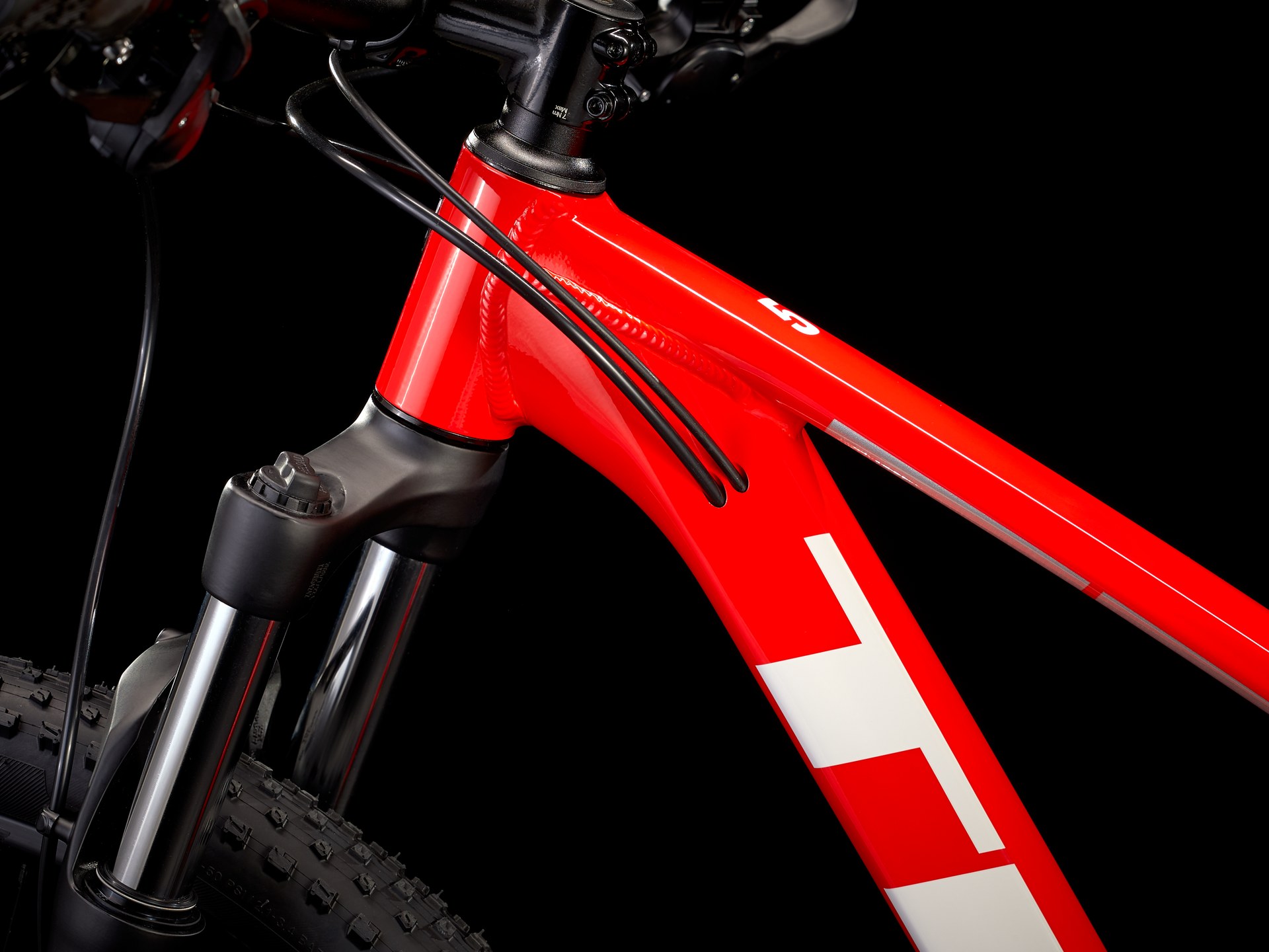 Trek Marlin 5 Gen 2 Mountain Bike - ML - Red