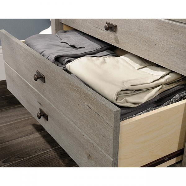 4-Drawer Chest