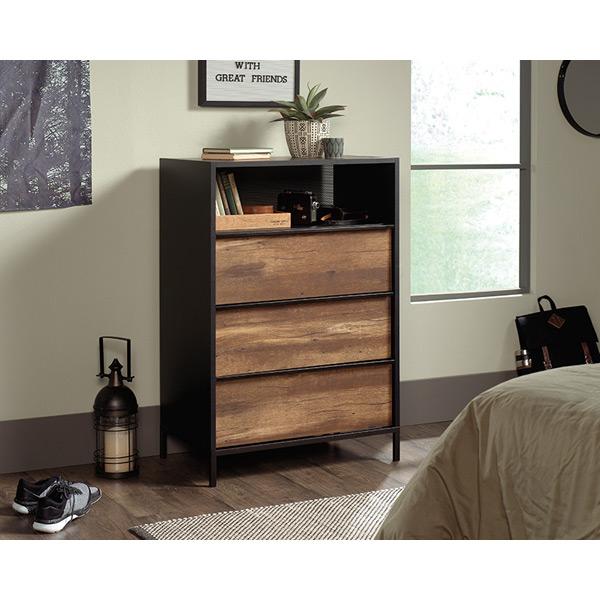 3-Drawer Chest